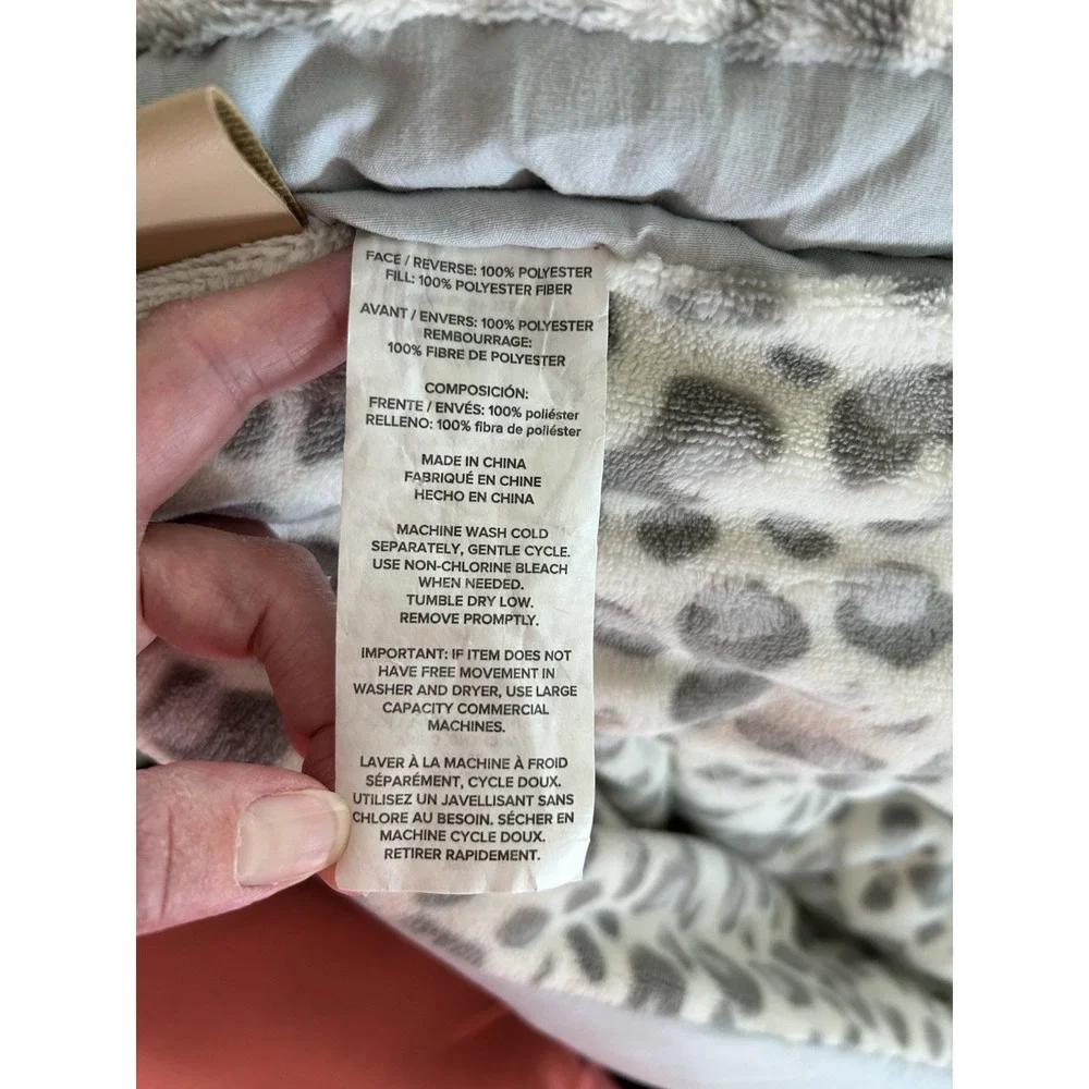 UGG Twin Comforter Grey Snow Leopard Print Bedding Set Quilted Standard Sham
